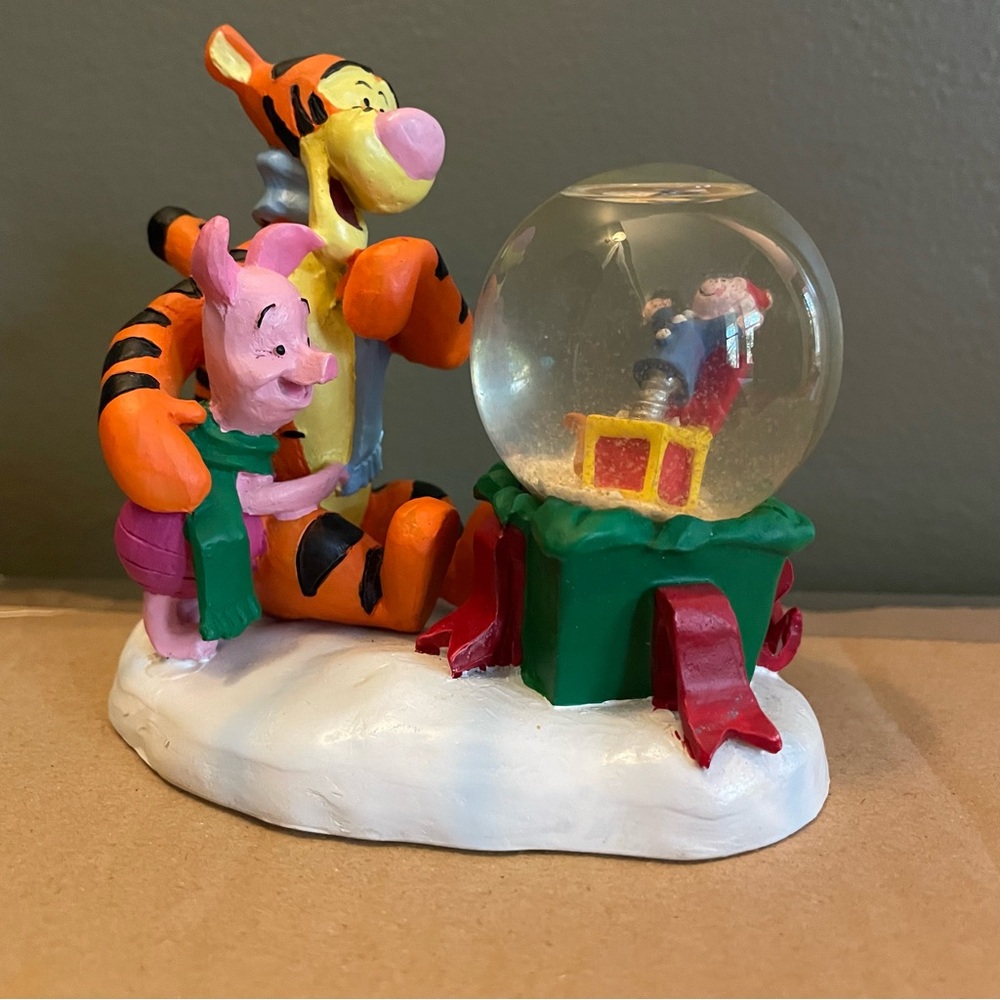 Disney Seasonal Collectibles Tigger and Piglet Snow Globe - Multicolor
